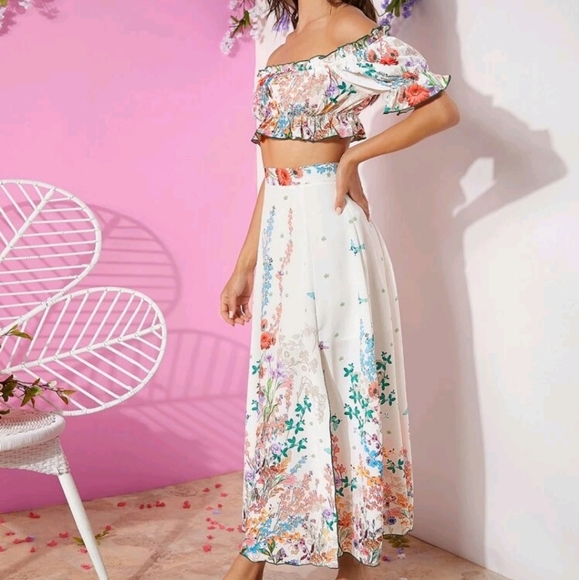 3 peice skirt , blouse and crop top floral - Picture 2 of 12